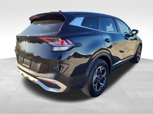 Used 2024 Kia Sportage LX image 8