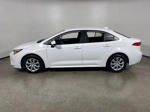 New 2026 Toyota Corolla LE image 6