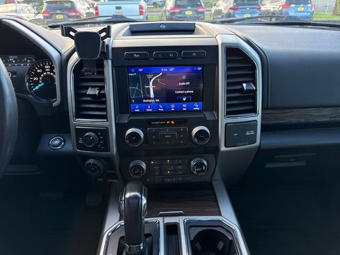 Used 2019 Ford F150 Lariat w/ Equipment Group 502A Luxury image 26