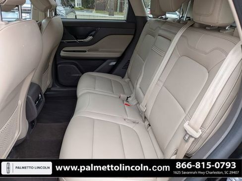 Used 2023 Lincoln Corsair Standard image 15