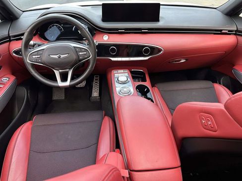 Used 2024 Genesis GV70 2.5T w/ Sport Prestige Package AWD/4WD image 18