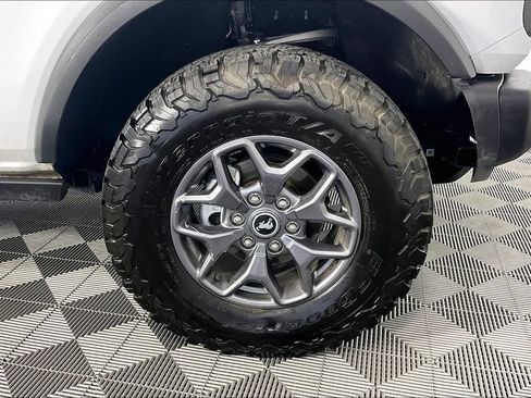 Used 2025 Ford Bronco Badlands AWD/4WD image 10