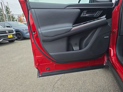 Certified 2024 Subaru Solterra Touring image 17