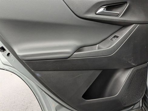 Used 2025 Chevrolet Equinox LT image 27