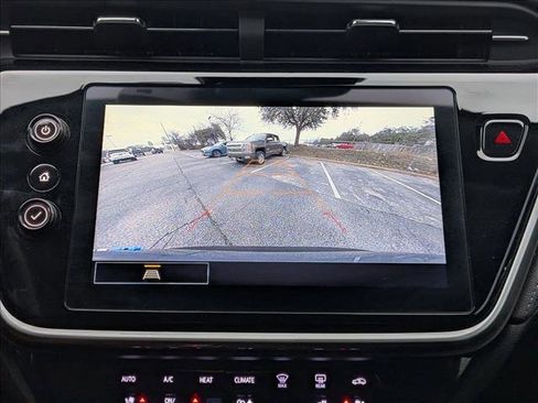 Certified 2022 Chevrolet Bolt EUV LT w/ Convenience Package image 13