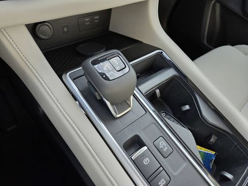 Certified 2026 Nissan Pathfinder SL AWD/4WD image 19