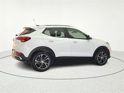Used 2022 Buick Encore GX Select image 8