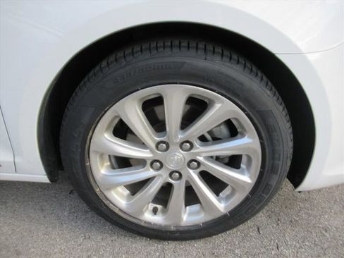 Used 2014 Buick LaCrosse Leather image 5