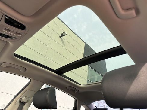 Certified 2018 Kia Cadenza Technology w/ Paint Protection Package image 4