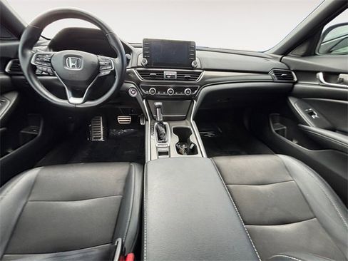 Used 2022 Honda Accord Sport image 10