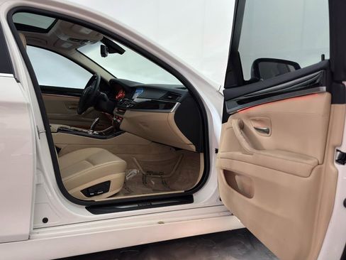 Used 2012 BMW 528i Sedan image 24