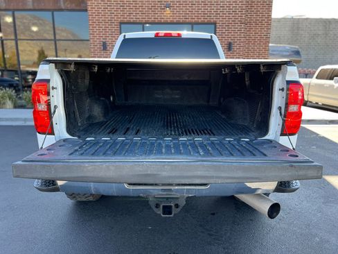 Used 2017 Chevrolet Silverado 2500 LT image 29