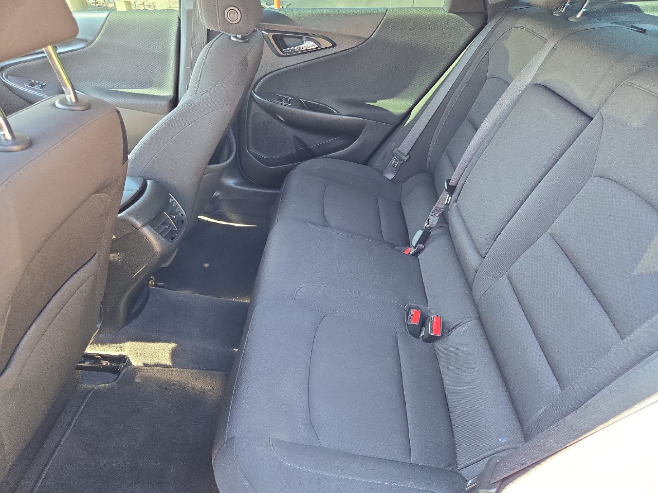 Used 2020 Chevrolet Malibu LT FWD image 20