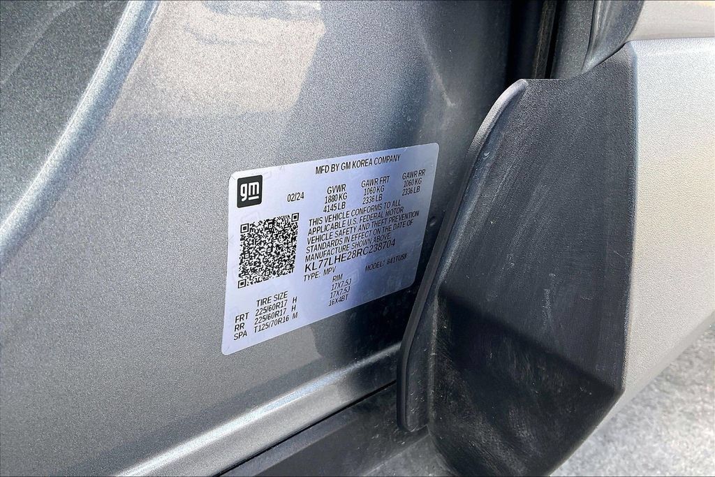 Used 2024 Chevrolet Trax LT FWD image 35