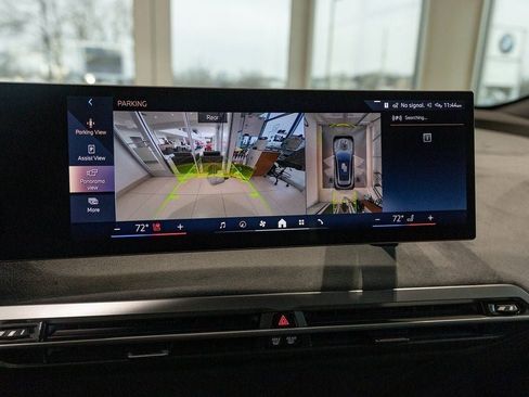 Used 2026 BMW iX xDrive60 w/ M Sport Package AWD/4WD image 31