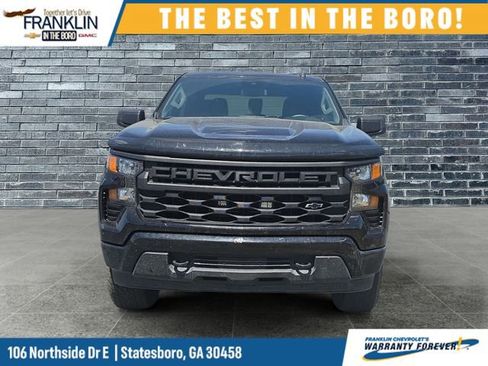 Used 2023 Chevrolet Silverado 1500 Custom image 8