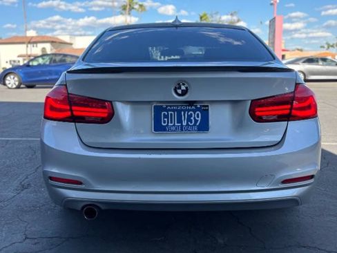 Used 2016 BMW 320i Sedan RWD image 4