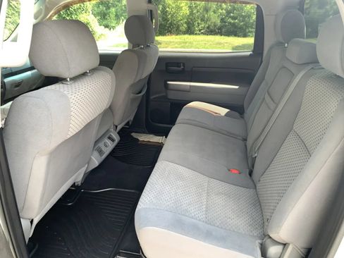 Used 2013 Toyota Tundra 2WD CrewMax w/ Tow Pkg image 28