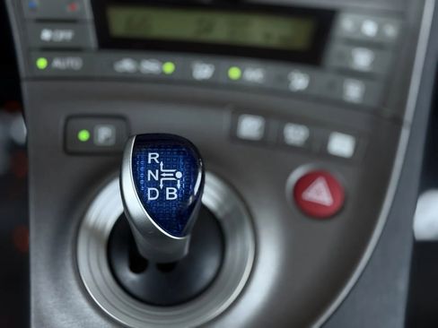 Used 2013 Toyota Prius Three image 28