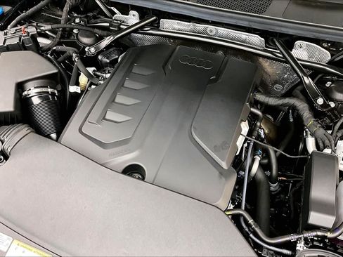 Certified 2025 Audi Q5 Premium Plus AWD/4WD image 30