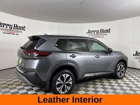Used 2023 Nissan Rogue SV w/ SV Premium B Package AWD/4WD image 6