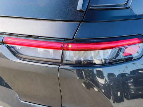 New 2026 Jeep Grand Cherokee Limited AWD/4WD image 9