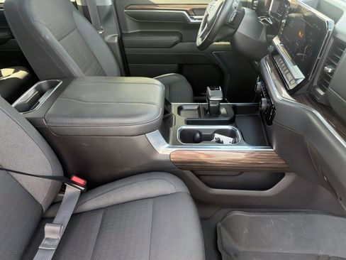 Used 2024 Chevrolet Silverado 1500 RST image 11