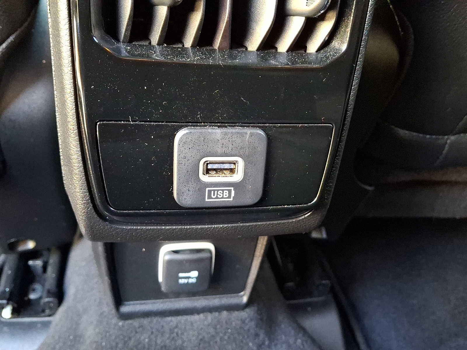 Used 2023 Jeep Compass Limited AWD/4WD image 11