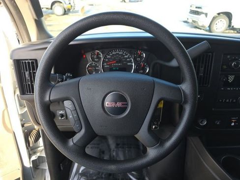 Used 2024 GMC Savana 2500 w/ Driver Convenience Package image 22