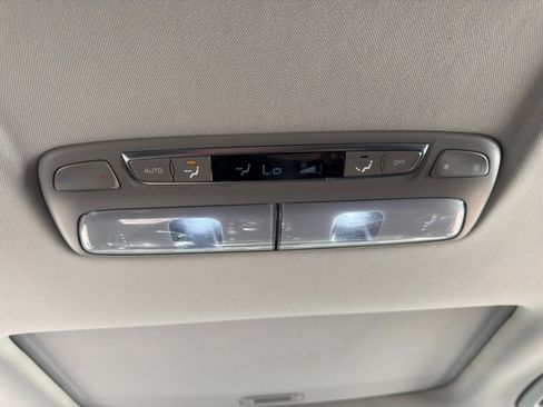 Used 2020 Kia Telluride EX w/ EX Premium Package FWD image 33