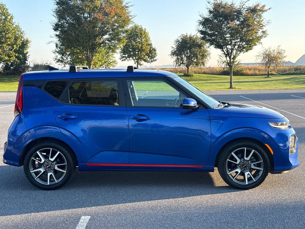 Used 2020 Kia Soul GT-Line Turbo FWD image 9