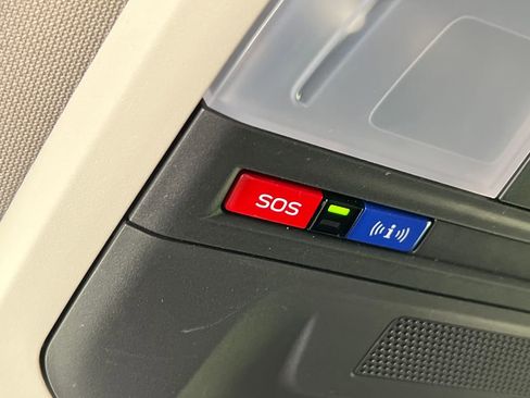 Certified 2024 Subaru Crosstrek 2.0i Premium AWD/4WD image 37