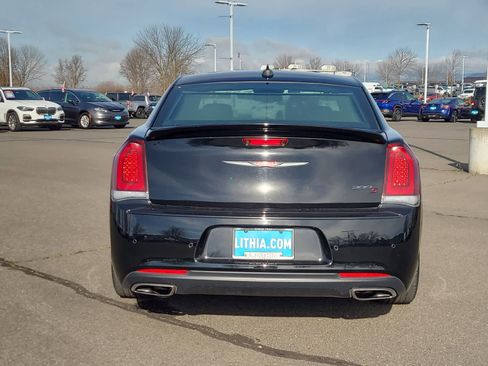 Used 2022 Chrysler 300 S w/ Comfort Group image 13