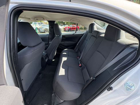Used 2025 Toyota Corolla LE image 23
