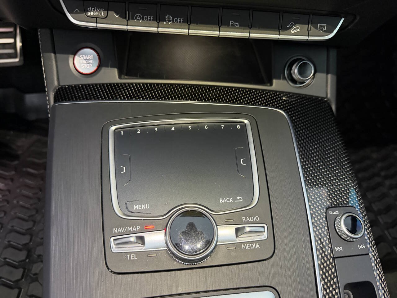 Used 2018 Audi SQ5 Prestige w/ Prestige Package AWD/4WD image 38