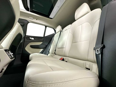 New 2026 Volvo XC40 B5 Ultra w/ Climate Package image 23