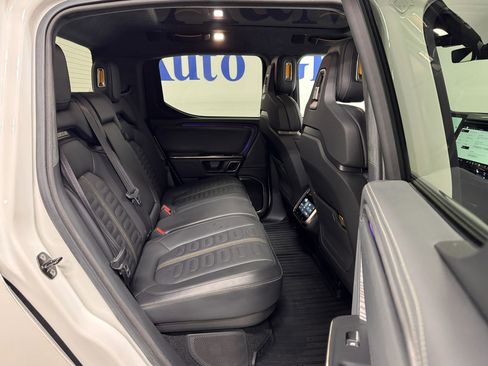 Used 2022 Rivian R1T Adventure image 15