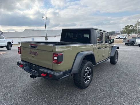 Used 2025 Jeep Gladiator Rubicon w/ Convenience Group image 7