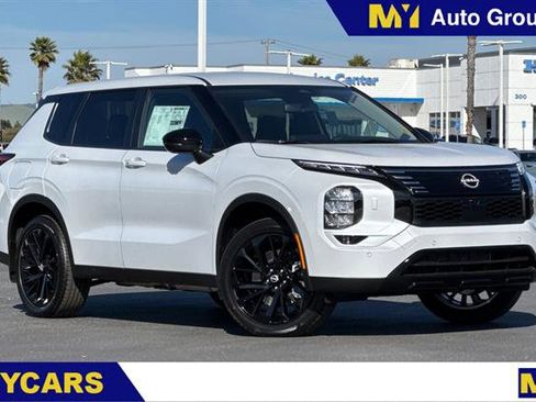 New 2026 Nissan Rogue SL image 1