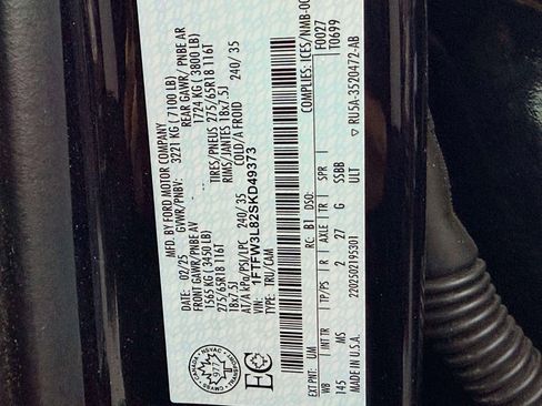 Used 2025 Ford F150 XLT w/ Equipment Group 301A Standard image 14