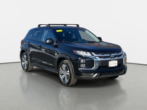 Used 2021 Mitsubishi Outlander Sport ES image 3