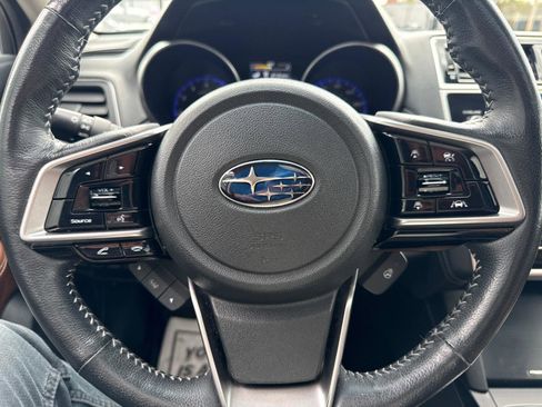 Used 2018 Subaru Outback 2.5i Touring w/ Popular Package #3 AWD/4WD image 21