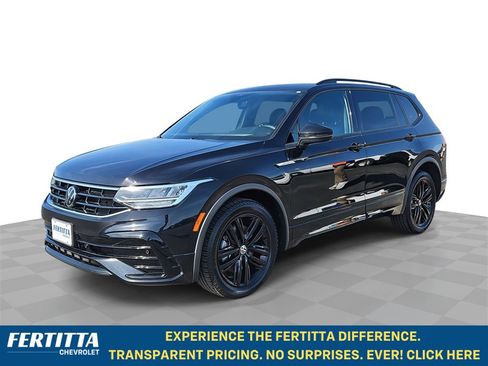 Used 2022 Volkswagen Tiguan SE R-Line image 1