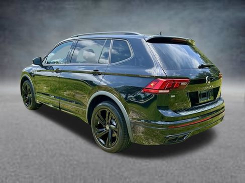 Used 2024 Volkswagen Tiguan SE R-Line FWD image 7