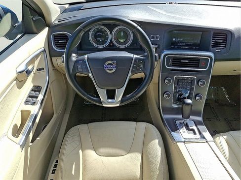 Used 2012 Volvo S60 T6 image 12