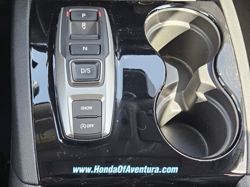 Certified 2022 Honda Pilot Touring image 20