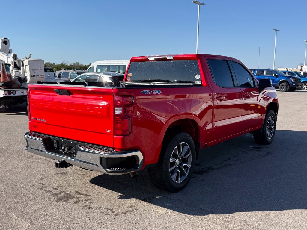 Used 2022 Chevrolet Silverado 1500 LT AWD/4WD image 15