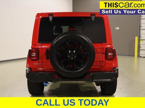 Used 2024 Jeep Wrangler Unlimited Sahara AWD/4WD image 7