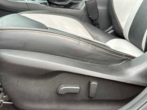 Used 2018 Subaru Crosstrek 2.0i Limited image 15