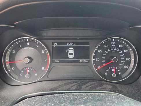 Used 2022 Kia Forte LXS FWD image 17